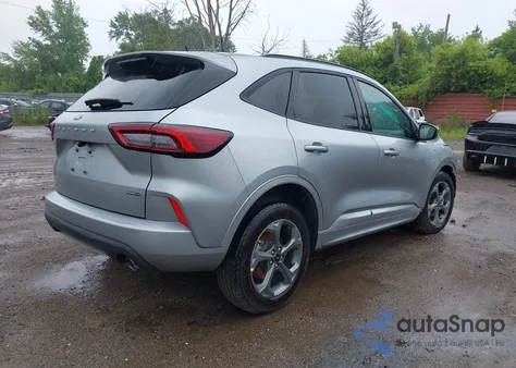 2024 Ford Escape St-Line Select z USA, uszkodzony, nr VIN 1FMCU9NZXRUB39549